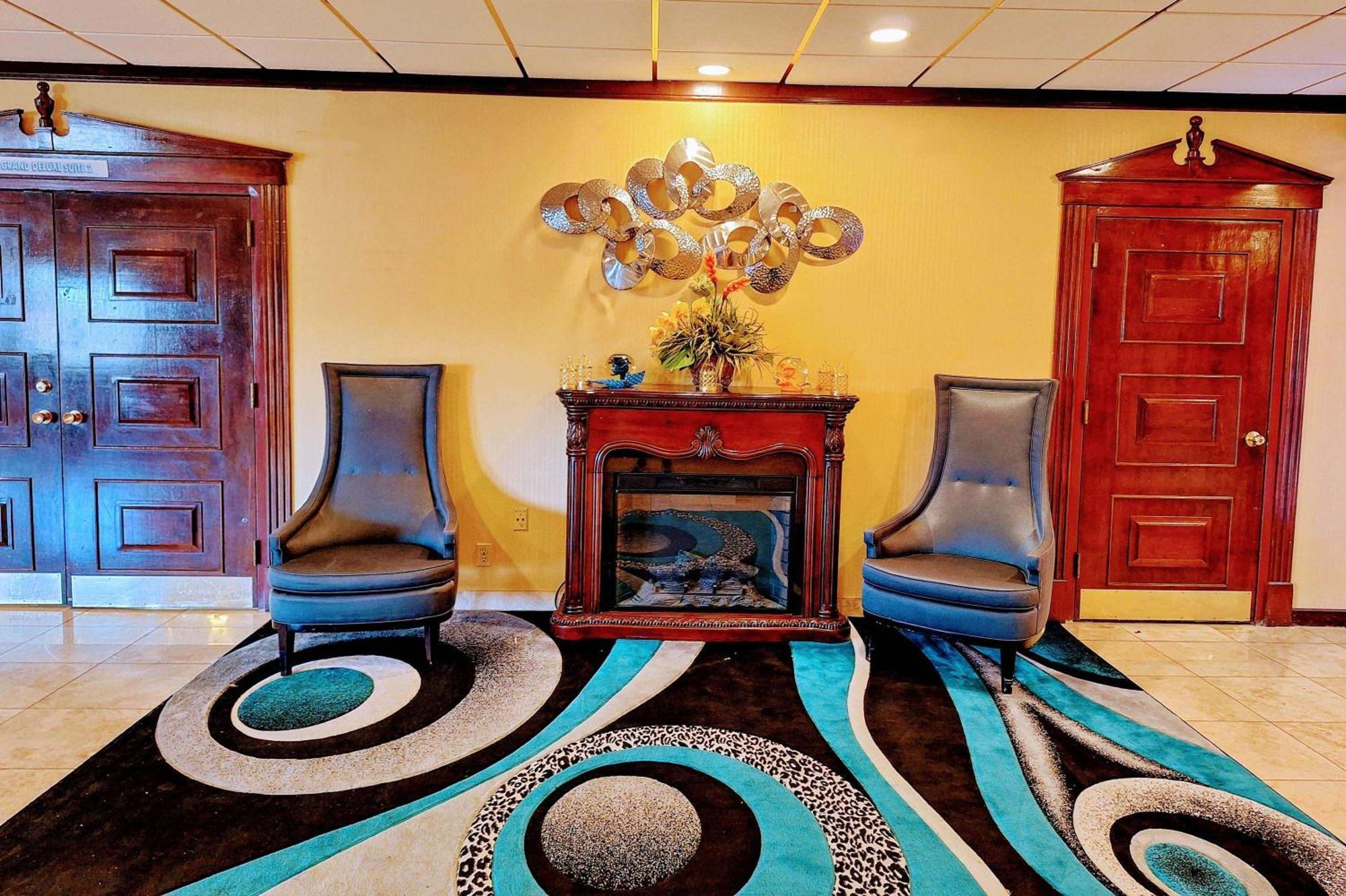 Travelodge By Wyndham Indianapolis Speedway ภายนอก รูปภาพ